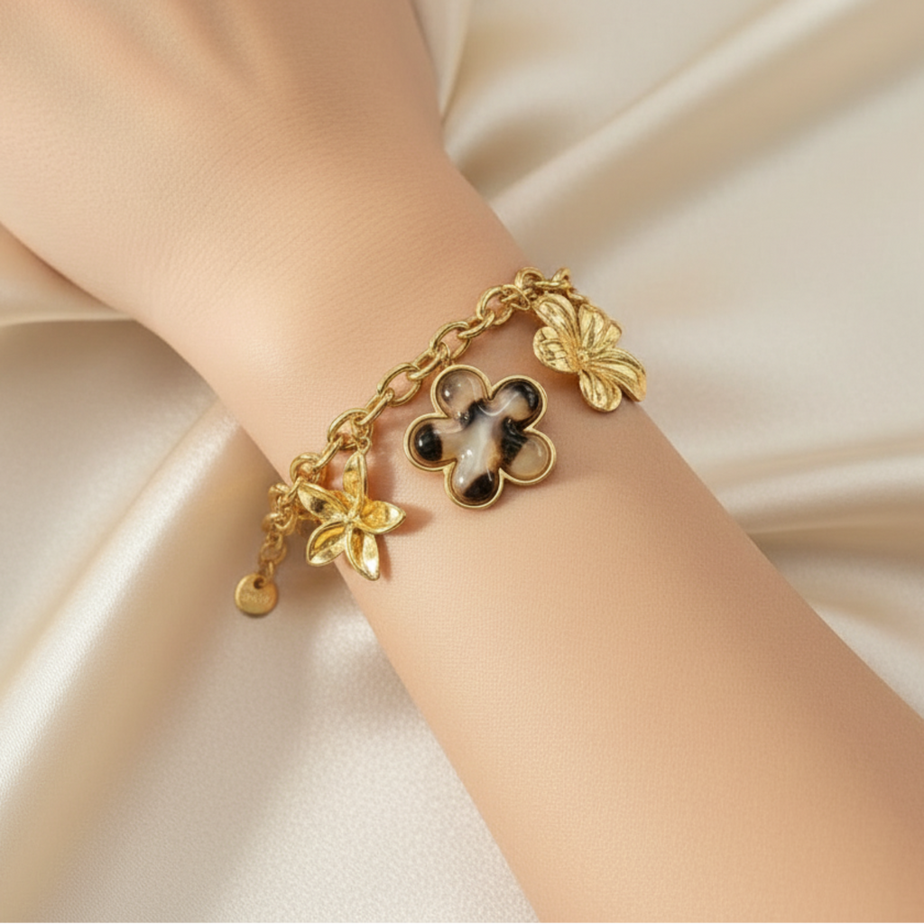 Bracelet Romy porté - bracelet élégant acier inoxydable doré
