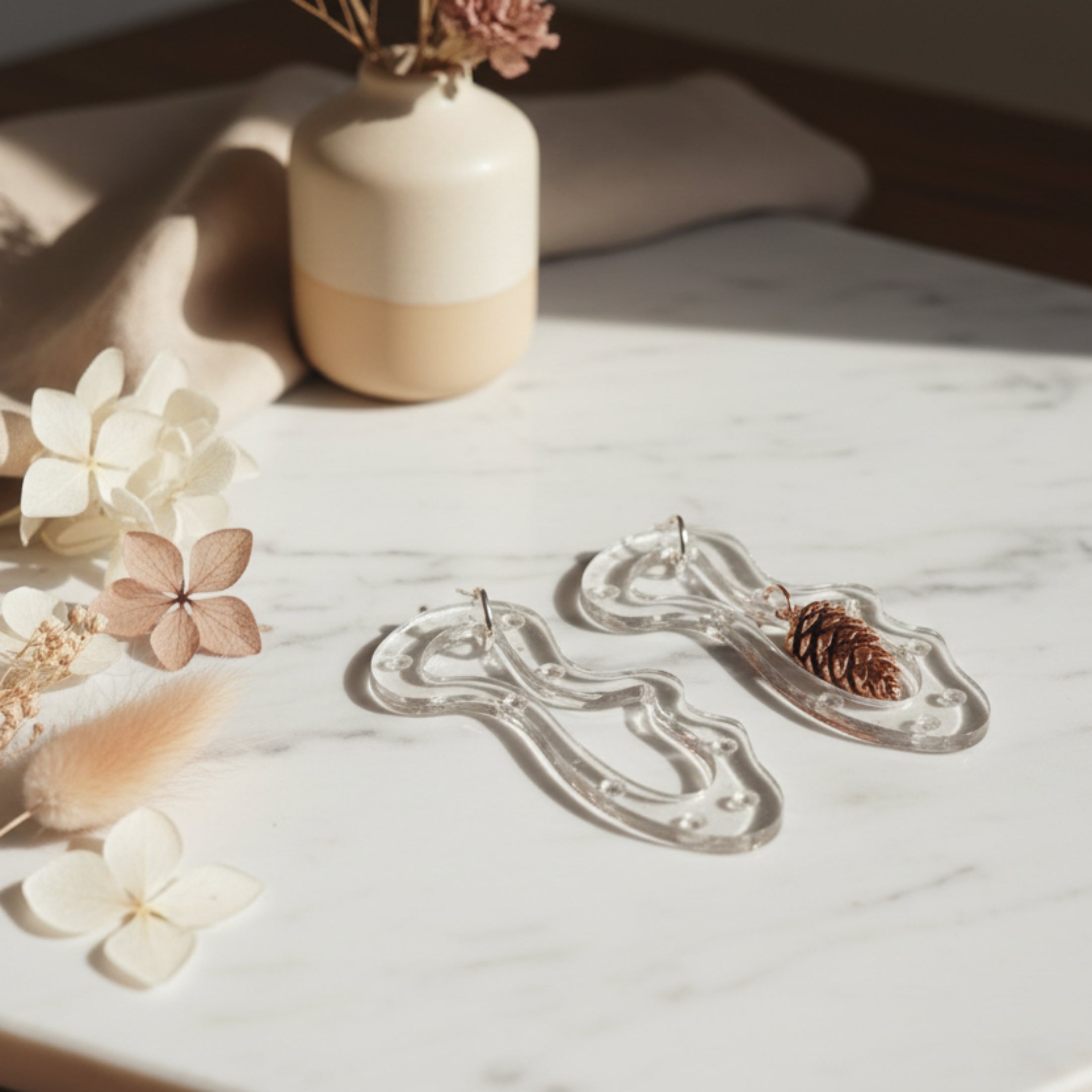 Pampilles Évanescence en résine UV transparente avec strass incrustés - Création artisanale ÔParis
