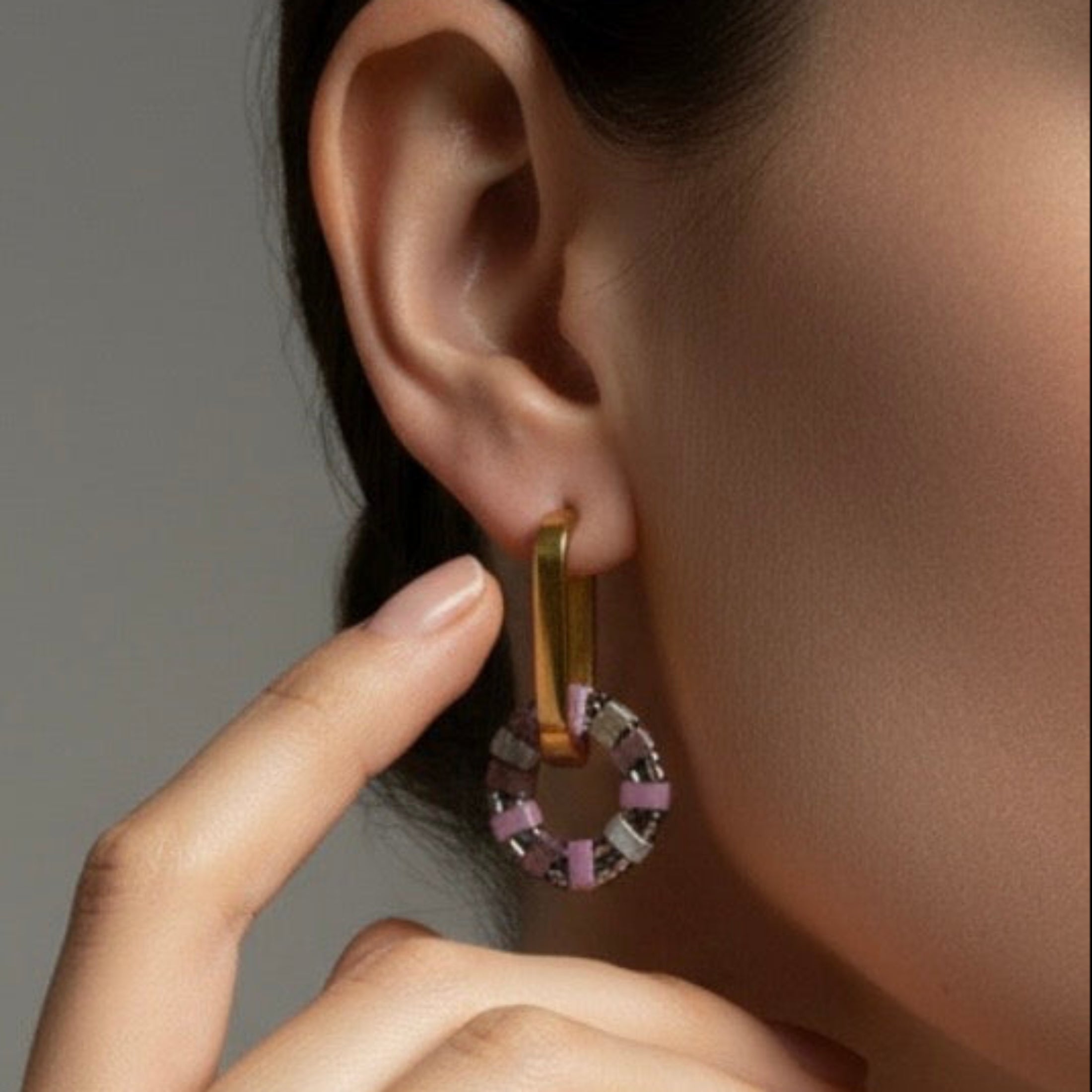 Pampilles Camille ÔParis portées - boucles d'oreilles fait main perles Miyuki Tila mauve argent
