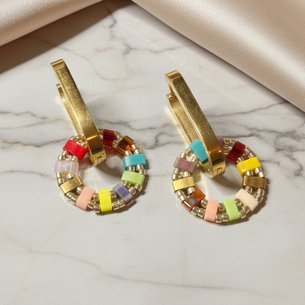 Pampilles Josie ÔParis - pampilles fait main perles Miyuki Tila multicolore arc-en-ciel or 24K créoles
