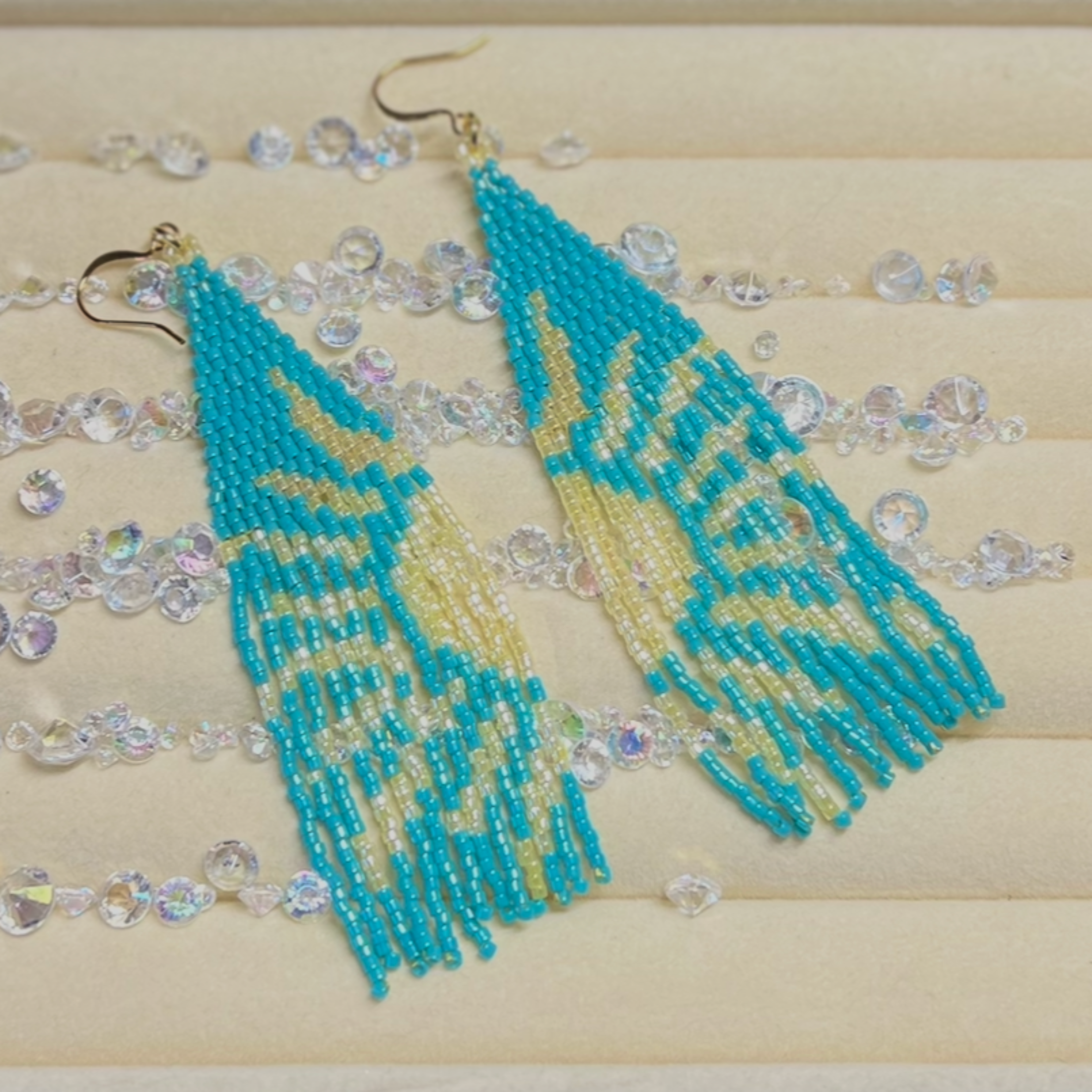 Boucles d'oreilles Hélène ÔParis - Frange Miyuki bleu turquoise et or fait main
