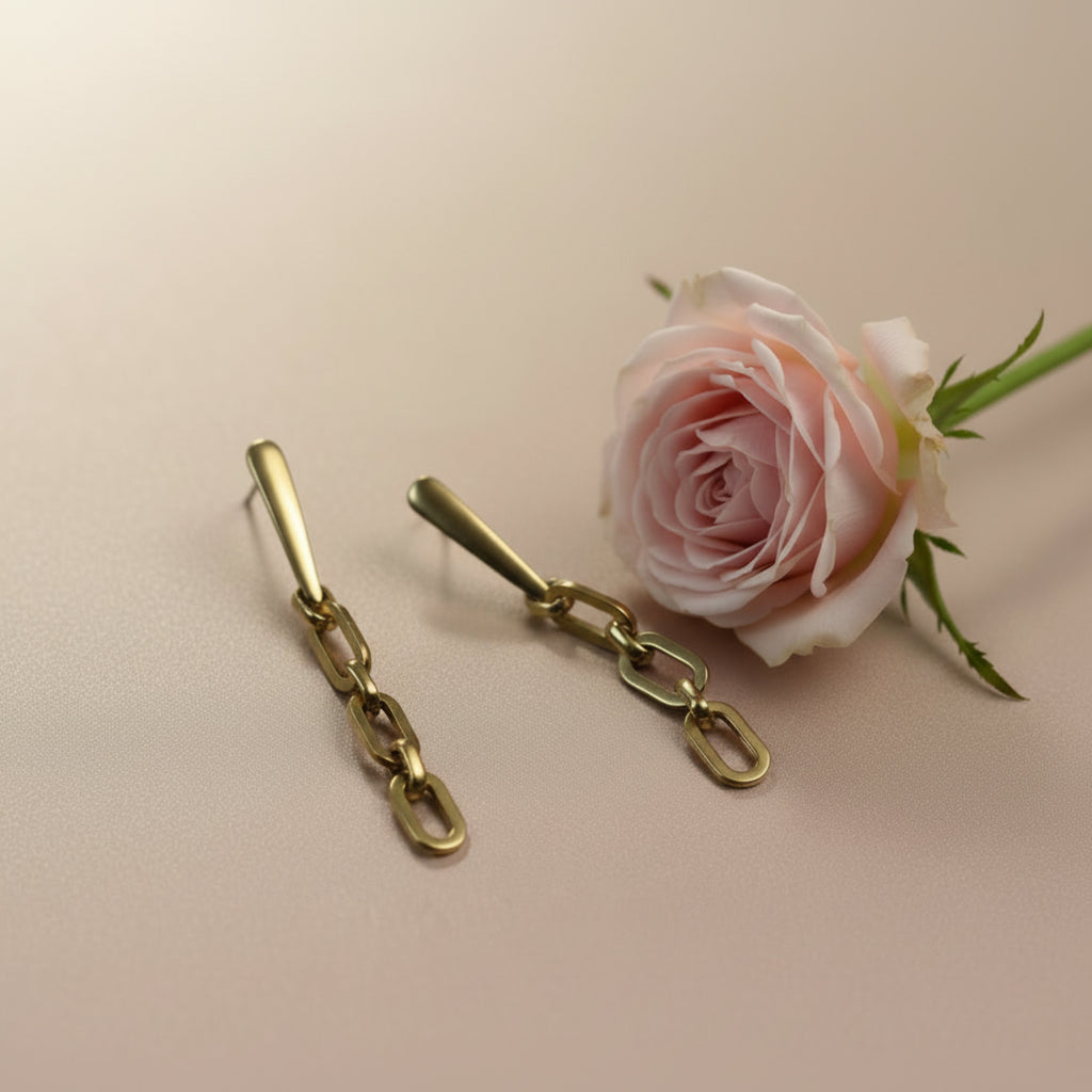 Boucles d'oreilles Chain ÔParis — maillons acier inoxydable doré assemblés à la main