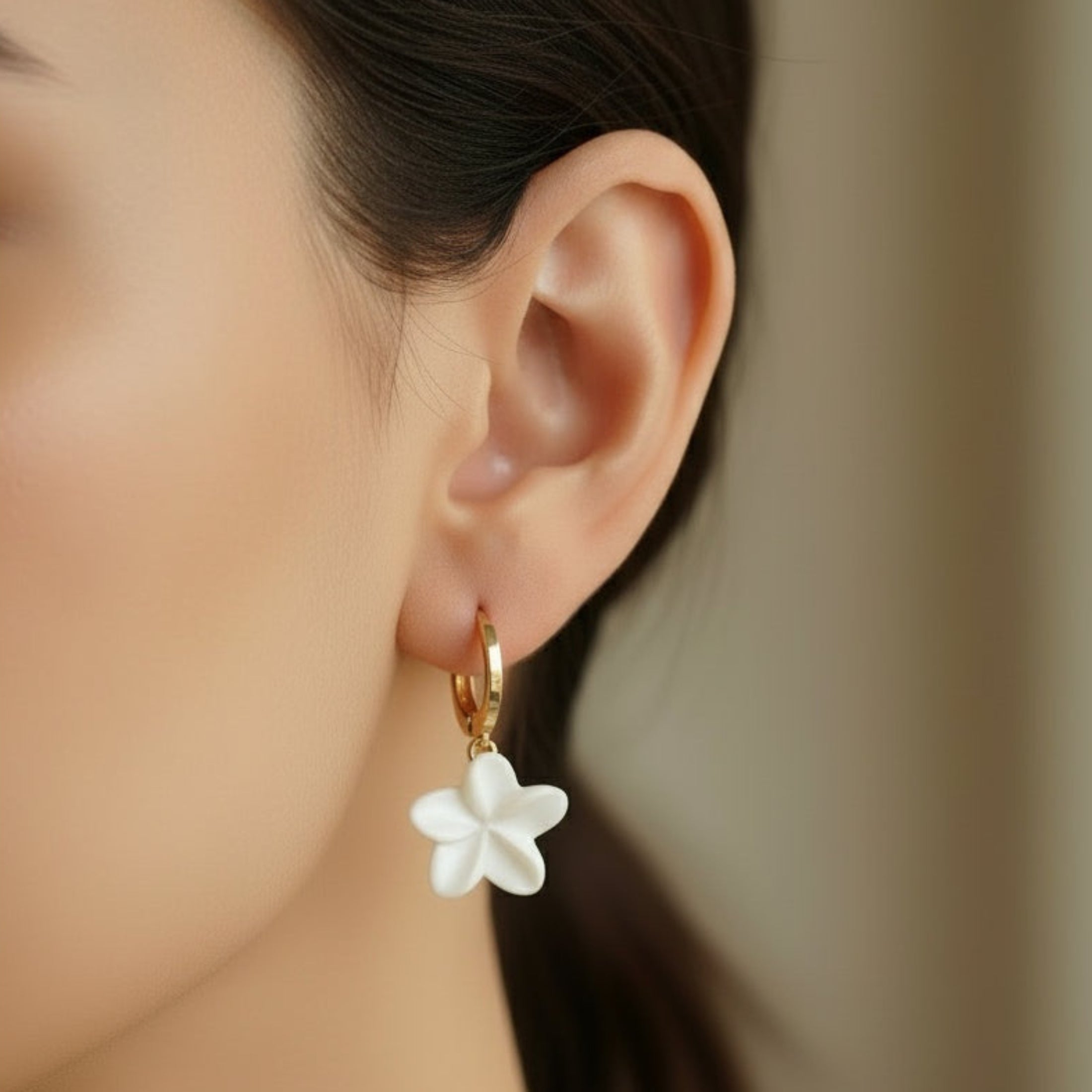 Boucles d'oreilles Fleur de Nacre ÔParis