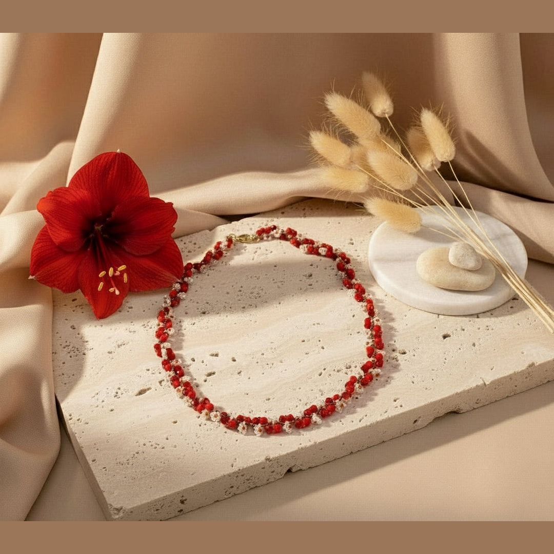 Collier raffiné Amaryllis perles Miyuki fait main rouge blanc ÔParis