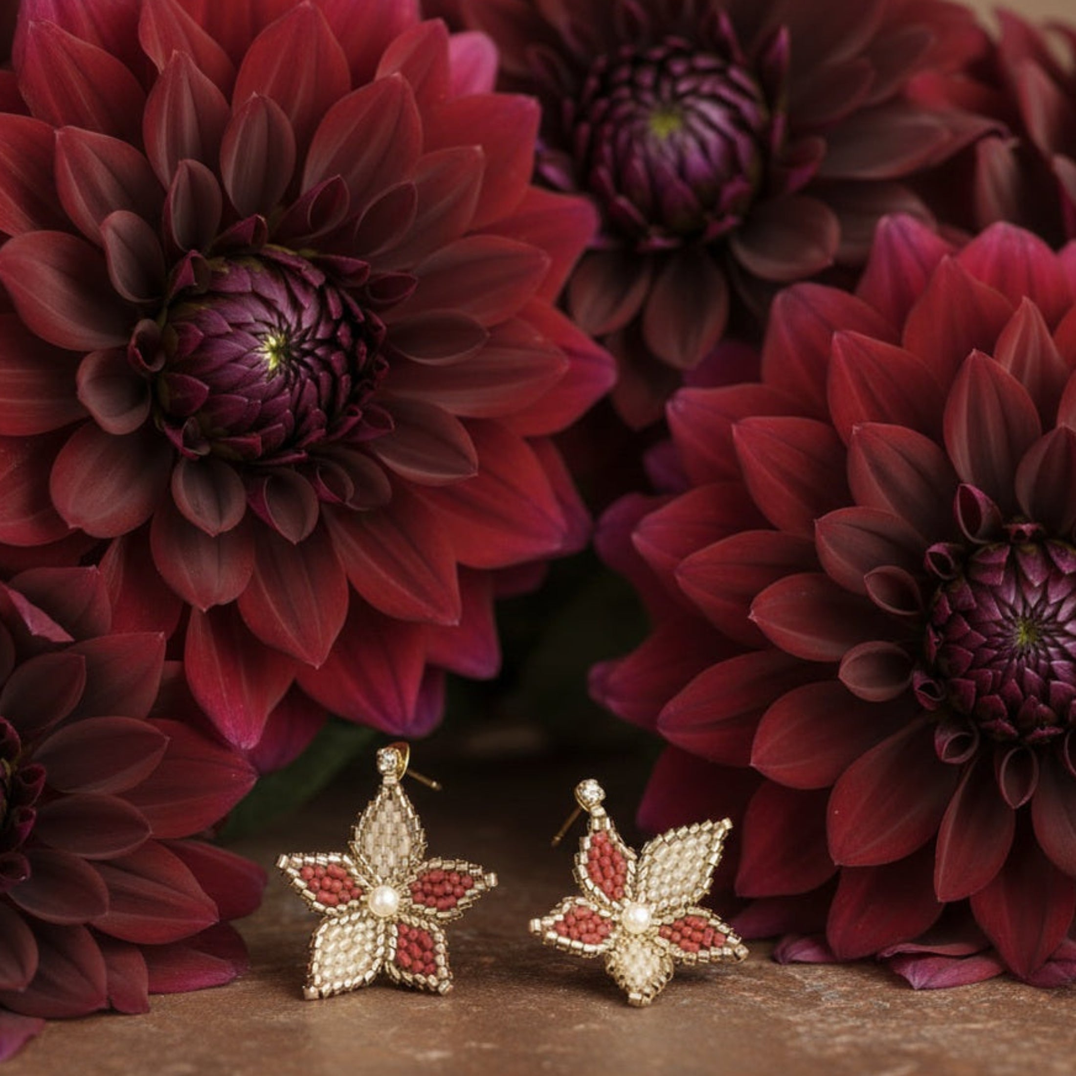 Boucles d'oreilles Dahlia fait main perles Miyuki gold bordeaux beige doré ÔParis