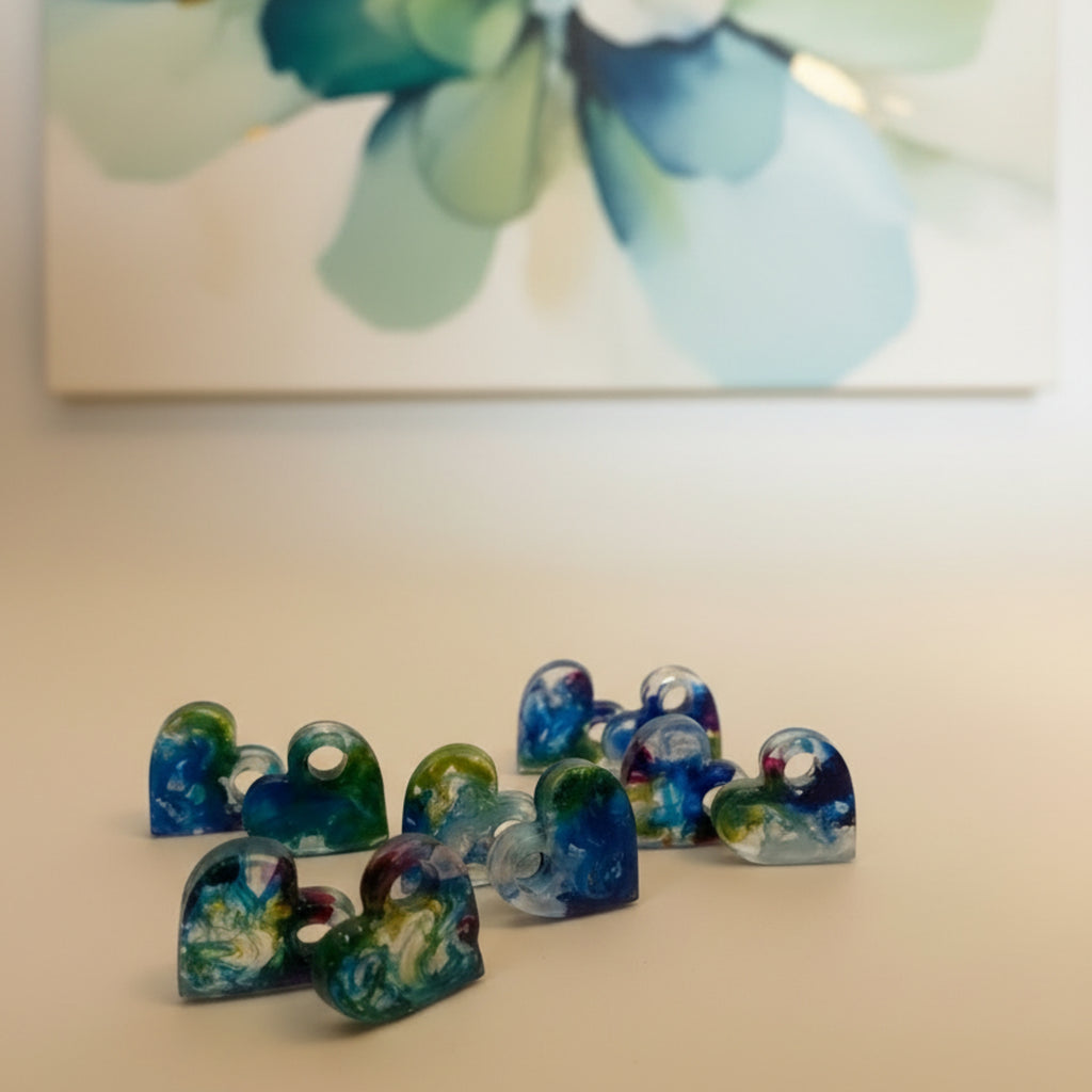 Pampilles Cœur Art faites main - 5 paires uniques en résine UV bleu et vert effet aquarelle
