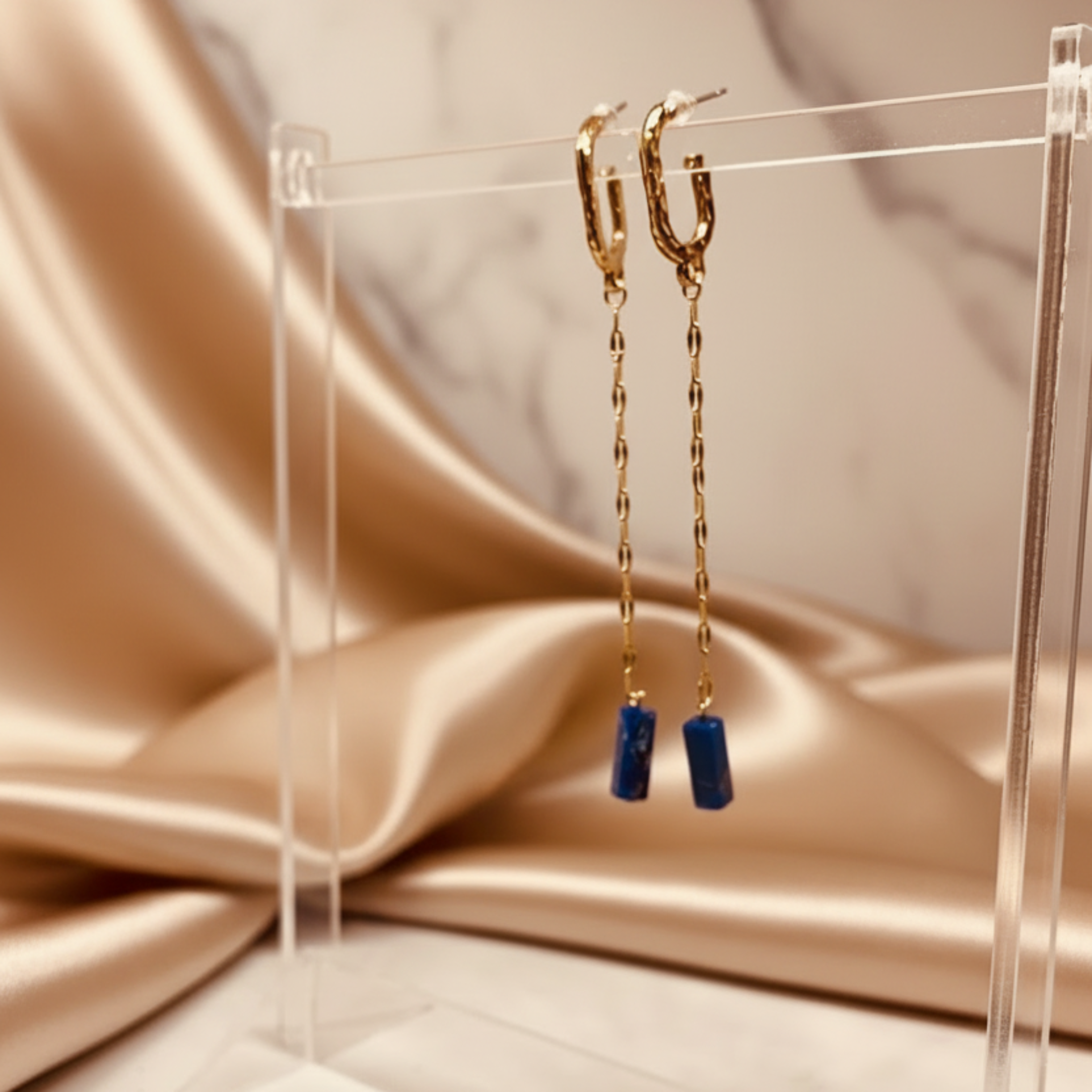 Boucles d'oreilles Marbrées ÔParis - Coloris Bleu foncé - Perle pierre naturelle marbrée
